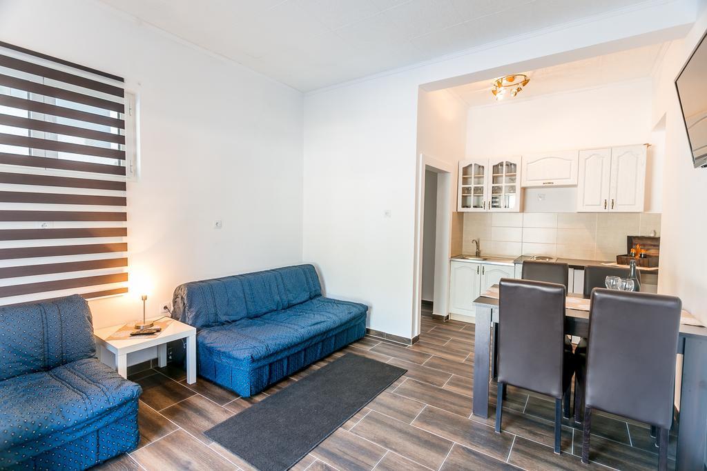 Tramonto Apartments Radanovići Extérieur photo